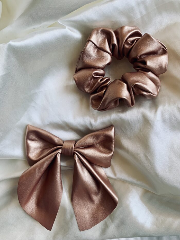 Conjunto Bronze (corino)
